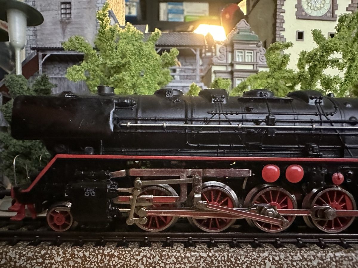 Märklin Trains électriques: Märklin 3027 DB BR 44 – D'occasion à Lupsingen par New-Haven 1