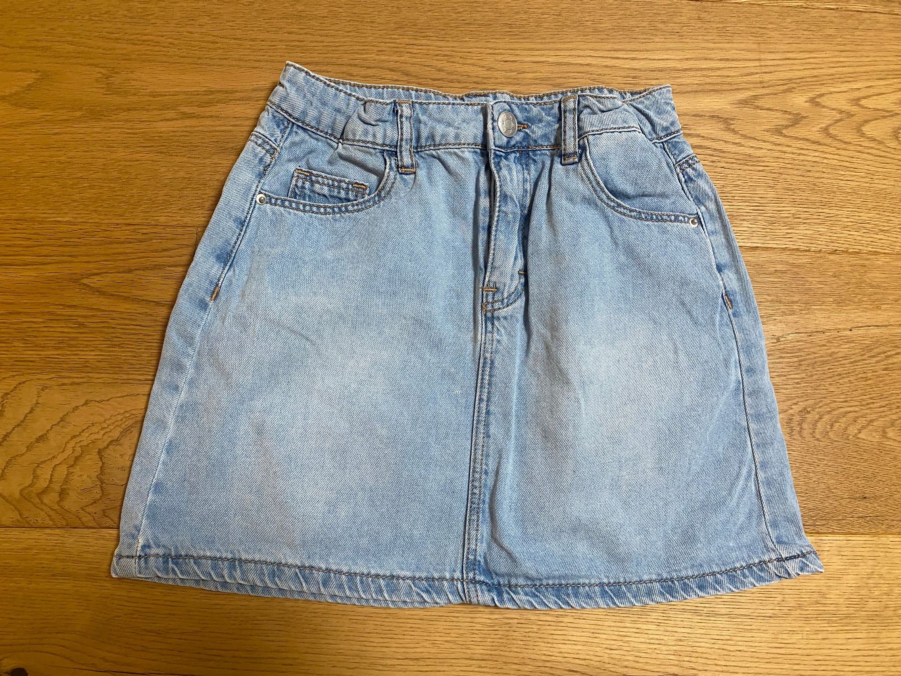 Manor Vestiti & Gonne: Jeans-Jupe, Mädchen, Manor, Gr. 140 – Usato da Oberkirch LU venduto da HubRen