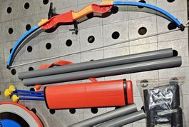 Kinder Bogen Set mit Pfeilen und Zielscheibe zu verkaufen