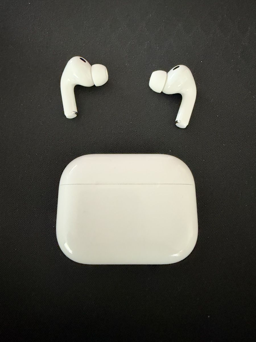 Apple Cuffie: Apple AirPods Pro 3 A3064 – Usato da Niederrohrdorf venduto da Laax 1