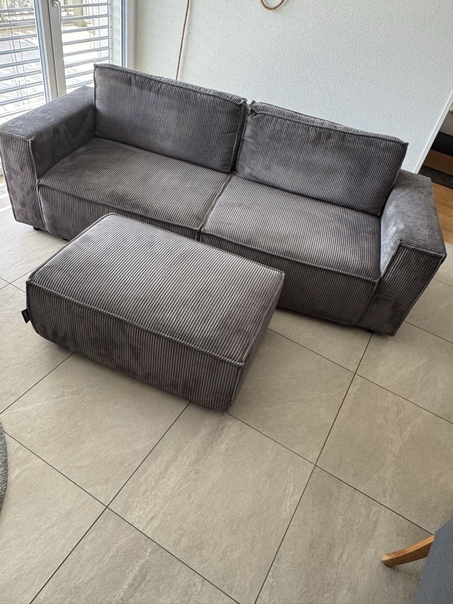 Divani: Sofa Bett Funktion mit Hocker Bobochic grau Cord – Usato da Aarwangen venduto da Sandro_66
