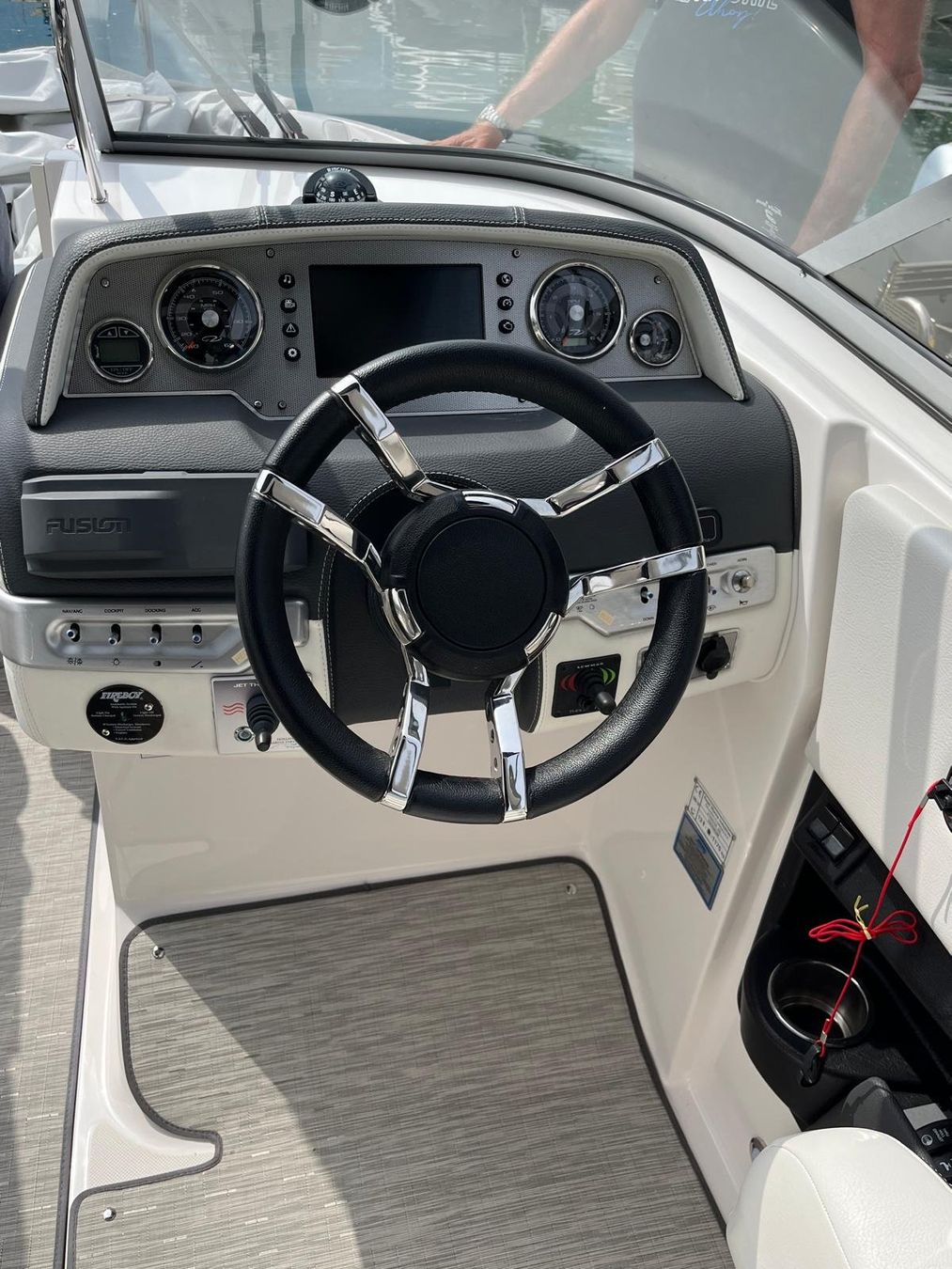 Regal Boote: Bowrider, Sportboot Regal 2700 ES – Gebraucht aus Locarno von zanshinkan 5