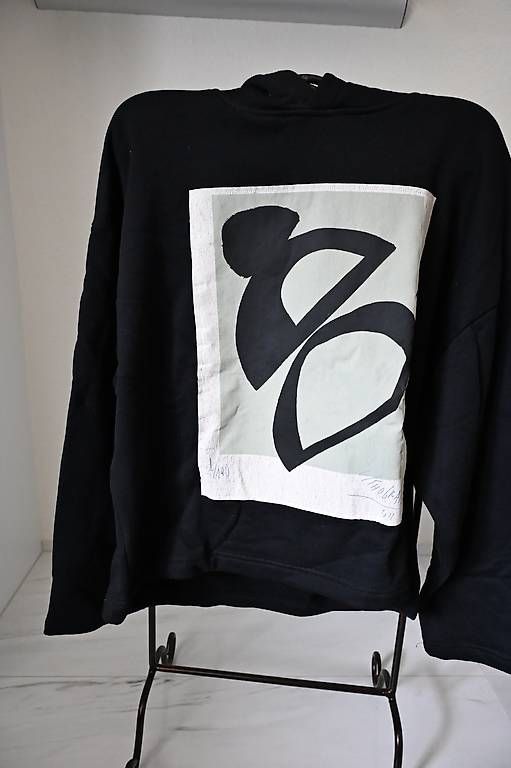 Zara Pulls & Sweat-shirts: Zara Oversize Hoodie Grösse L – D'occasion à Laupersdorf par noah.bruttel