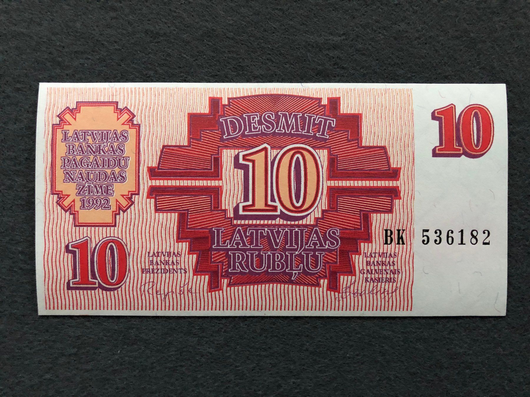 Banconote: Lettland 1992 - 10 Latvijas Rublu UNC – Nuovo e nell'imballaggio originale da Pfäffikon SZ venduto da Sieben77