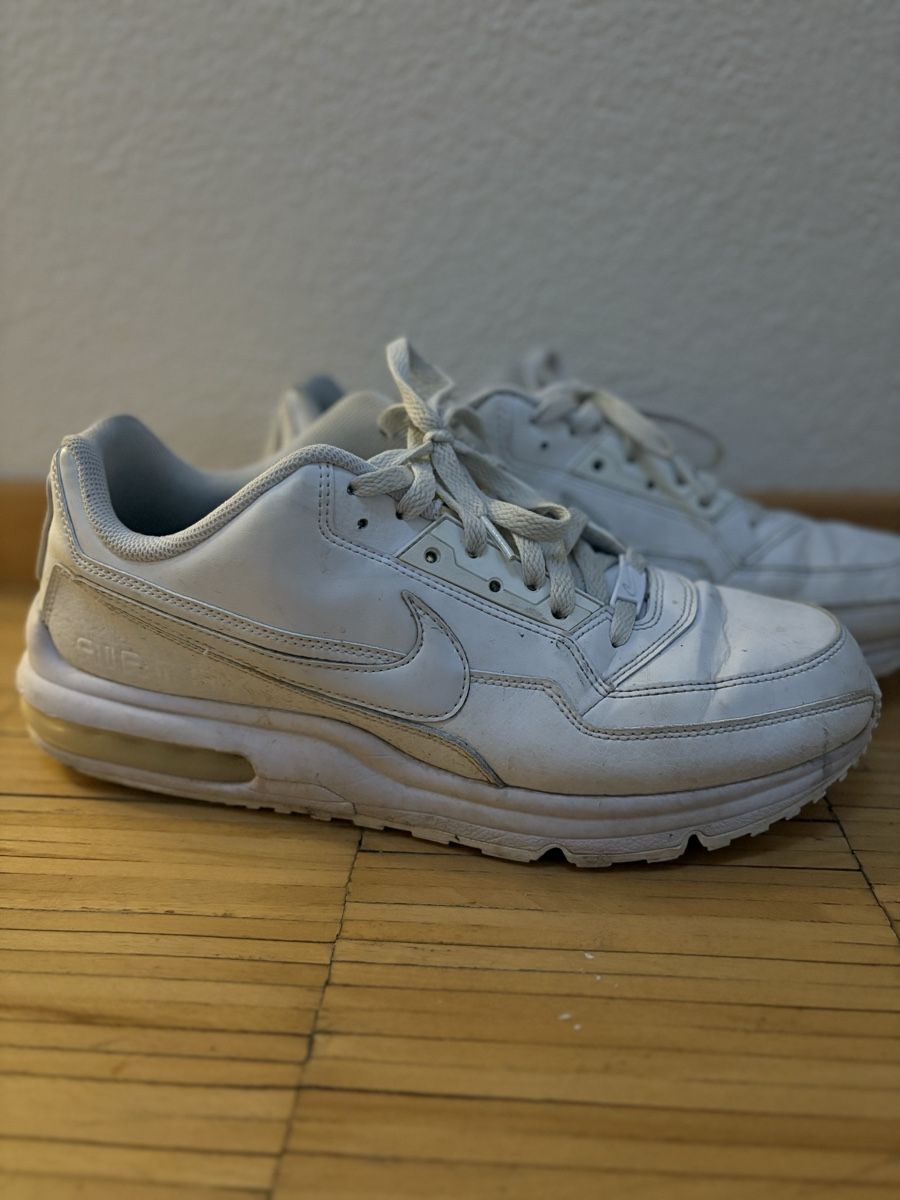 Nike Scarpe da uomo: Nike Air Max Grösse 45 weiss – Usato da Ehrendingen venduto da suurrlii