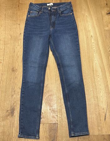 👖 H&M Jeans – Gr. 36 – Dunkelblau