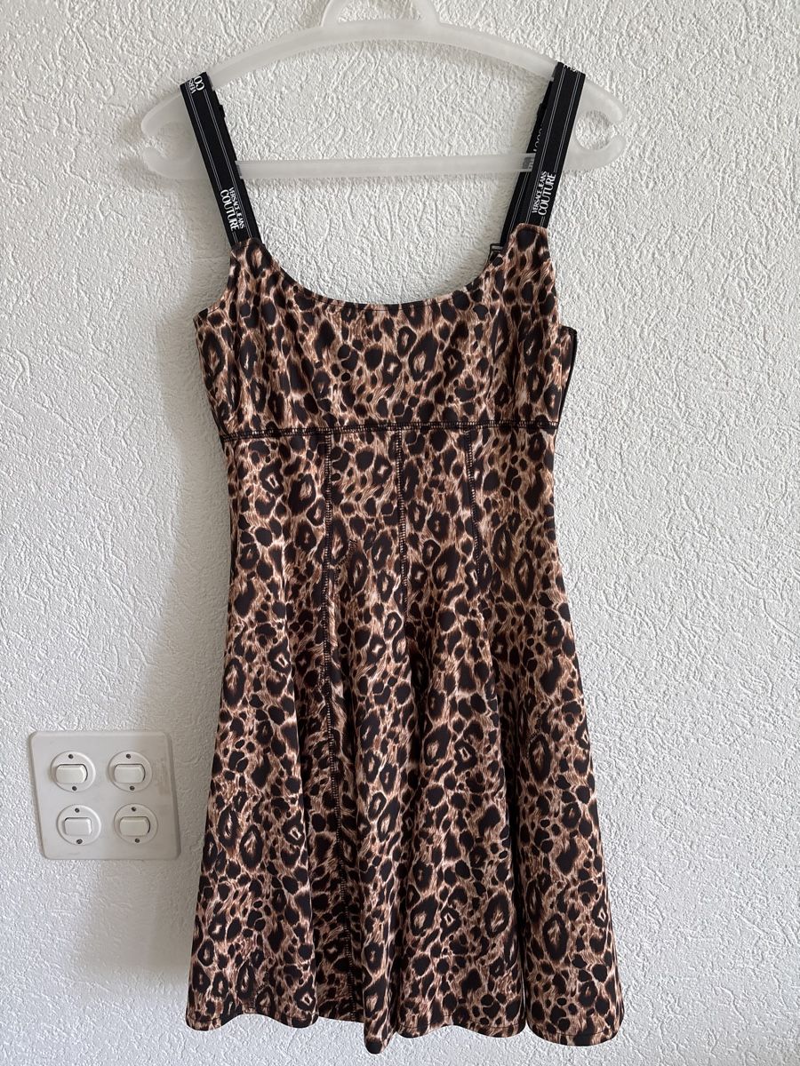 Versace Kleider: Versace Kleid – Neu (gemäss Beschreibung) aus therwil von ayumi991