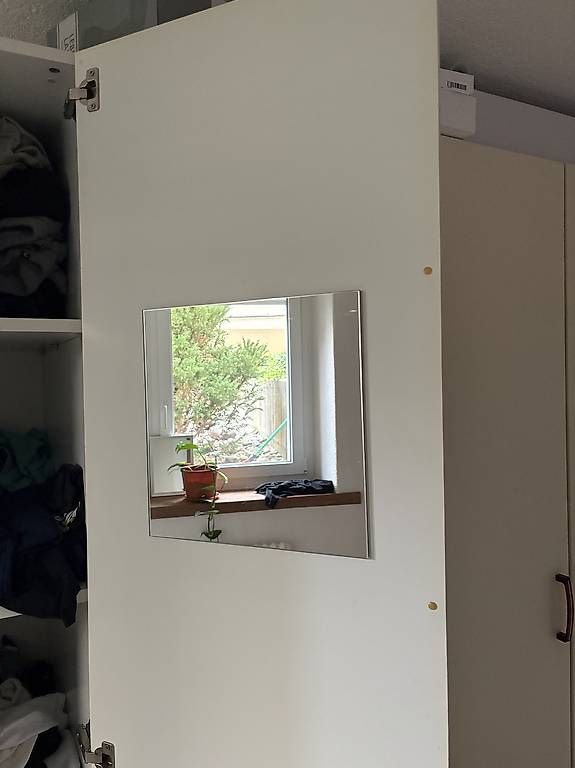 Armadi: Kleiderschrank zu verschenken – Usato da Brugg AG venduto da lay_t2w5 2