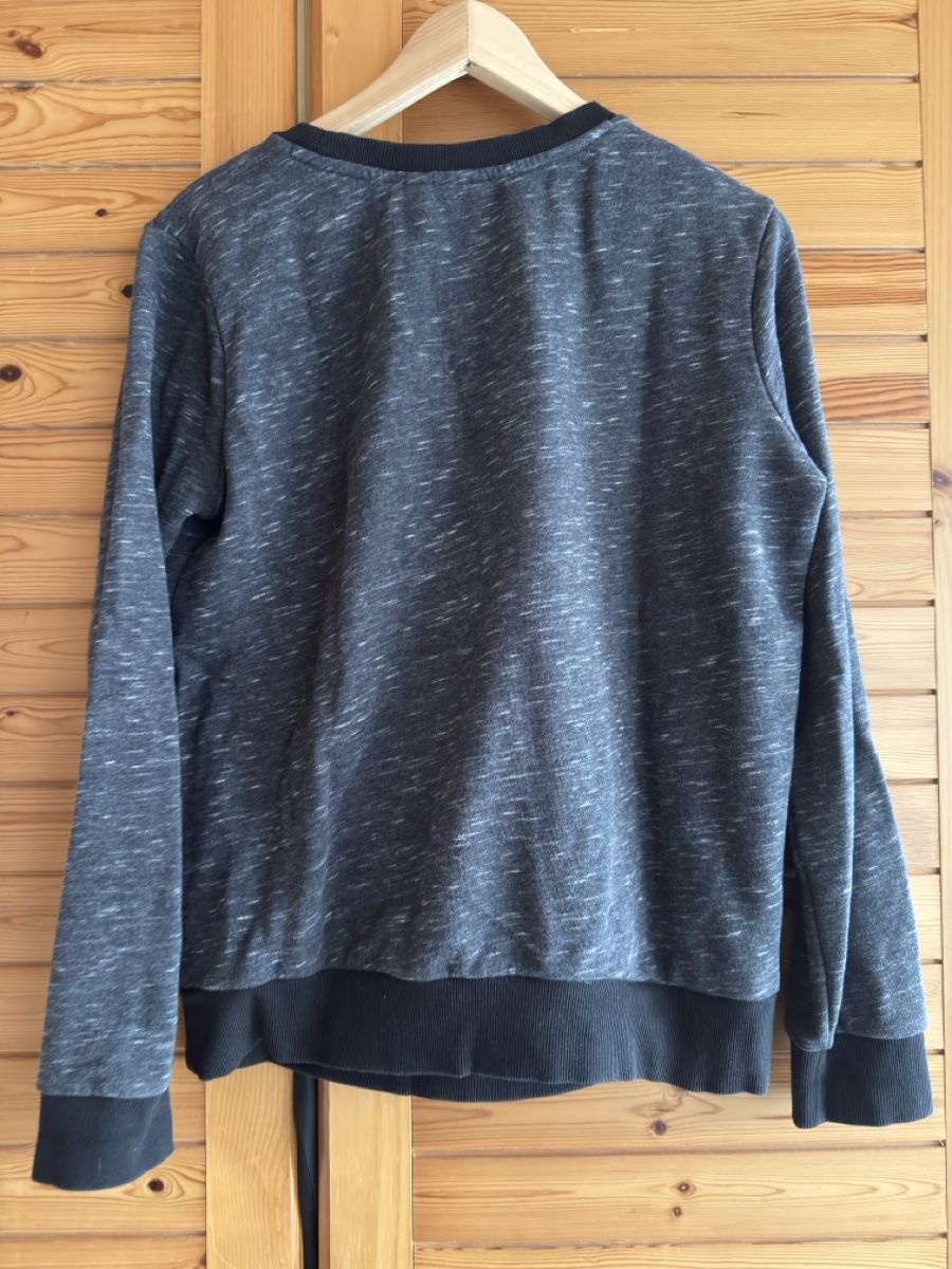 Adidas Maglioni & Felpe: Grauer Adidas Pulli mit Logo, Grösse S – Usato da St Gallen venduto da Berta343 1