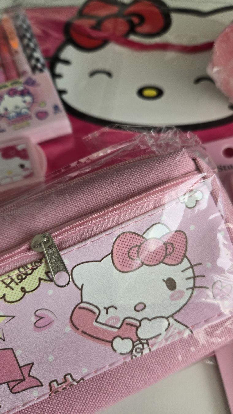 Penna & Evidenziatori: Hello Kitty Schreibset, neu und originalverpackt – Nuovo e nell'imballaggio originale da Sarmenstorf venduto da Lunares_Mare 1