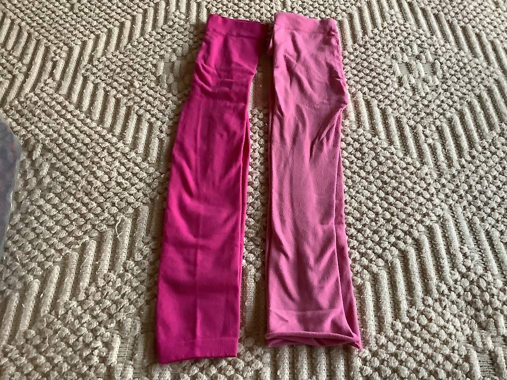 Lotti & Set di vestiti: Neuwertige Mädchen-Kleider Gr. 128 – Usato da Lausen venduto da Re4649 3