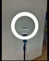 Ring Light mit Stativ und Zubehoer NEU