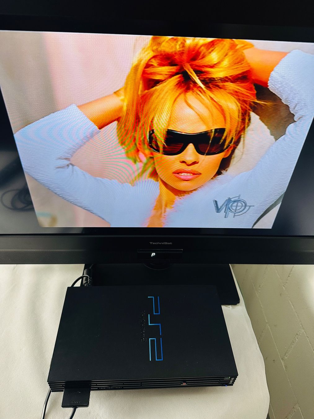 Giochi: PS2 VIP Starring Pamela Anderson CIB Multilingual – Usato da Kappel SO venduto da MyFunBox 6