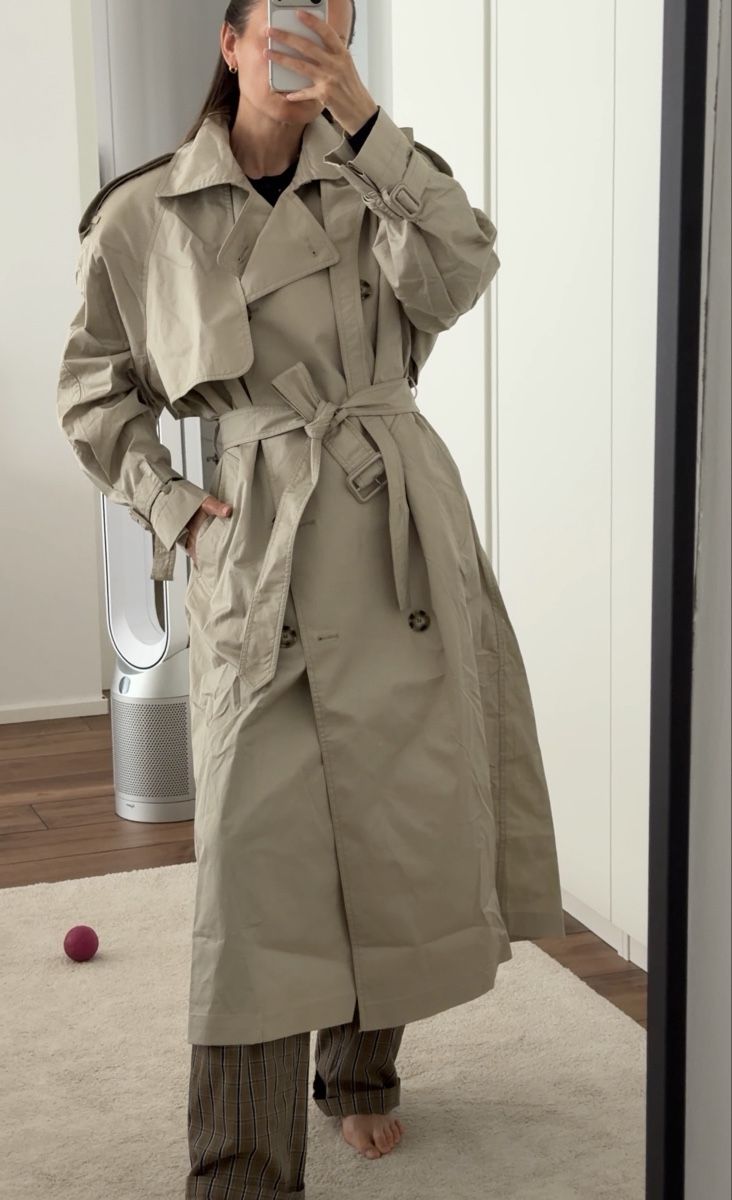 Stella McCartney Cappotti: Stella McCartney x HM trench – Nuovo e nell'imballaggio originale da Paradiso venduto da viorea 1