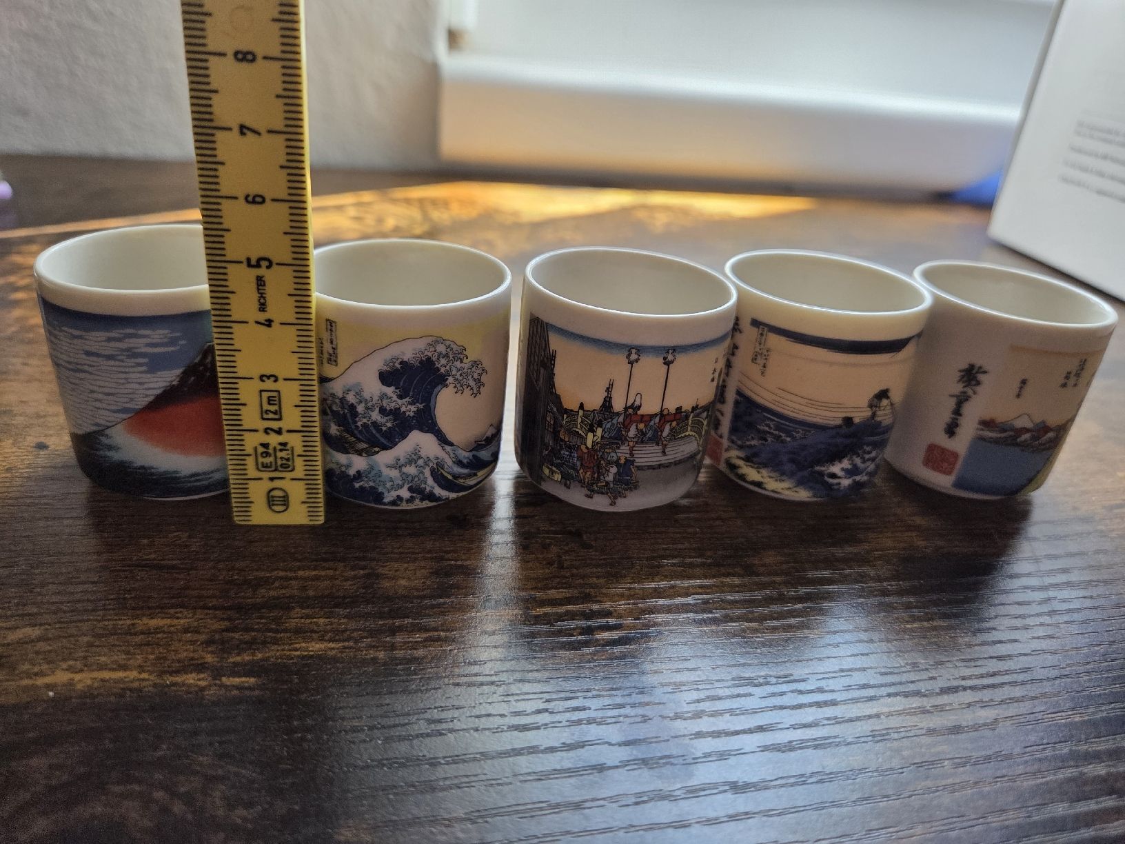 Tassen: Sake Cups 5pc Japanese Art Ukiyo-e Design Ceramic Set – Gebraucht aus Winterthur von Maricels_Boutique 2