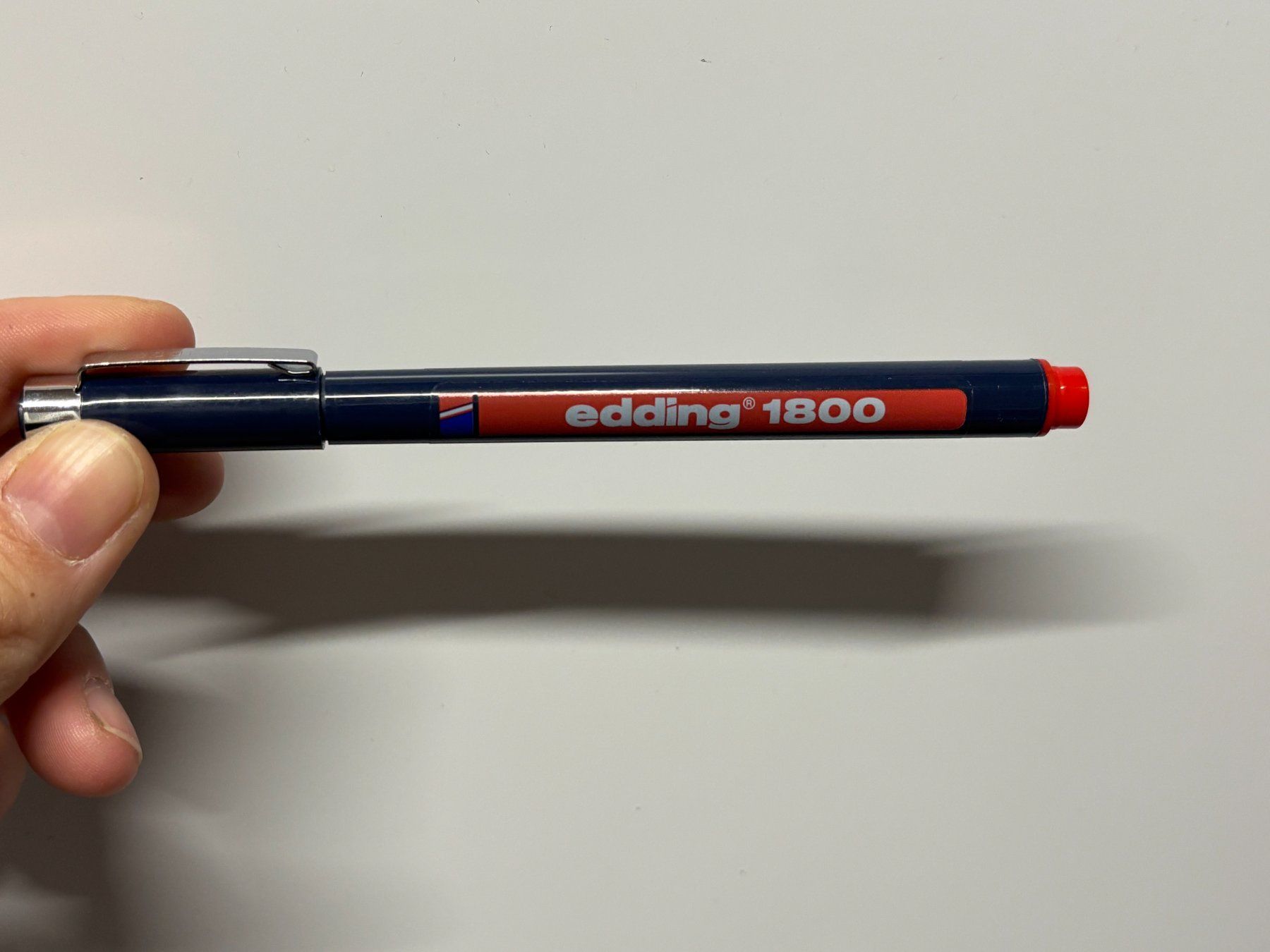 Penna & Evidenziatori: Stylo rouge Edding 1800 neuf – Nuovo (secondo la descrizione) da Salvenach venduto da gwenwywar