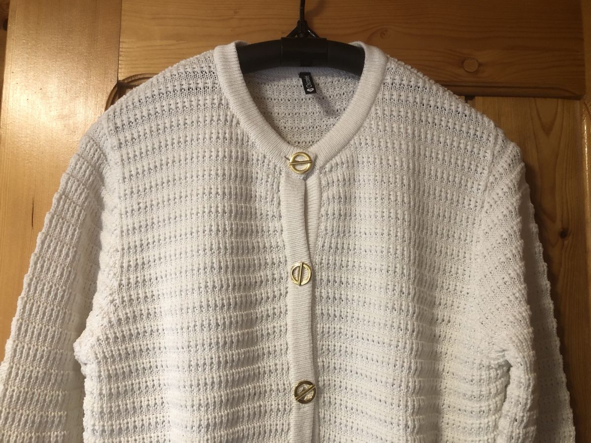 Giacche: CARDIGAN, crème, Gr.40 – Usato da Mühlebach (Goms) venduto da chr_q6d8 1