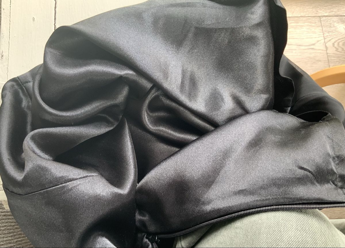 Gonne: Black Straight Cocktail Skirt – Nuovo (secondo la descrizione) da Zollikon venduto da getridofitnow 5