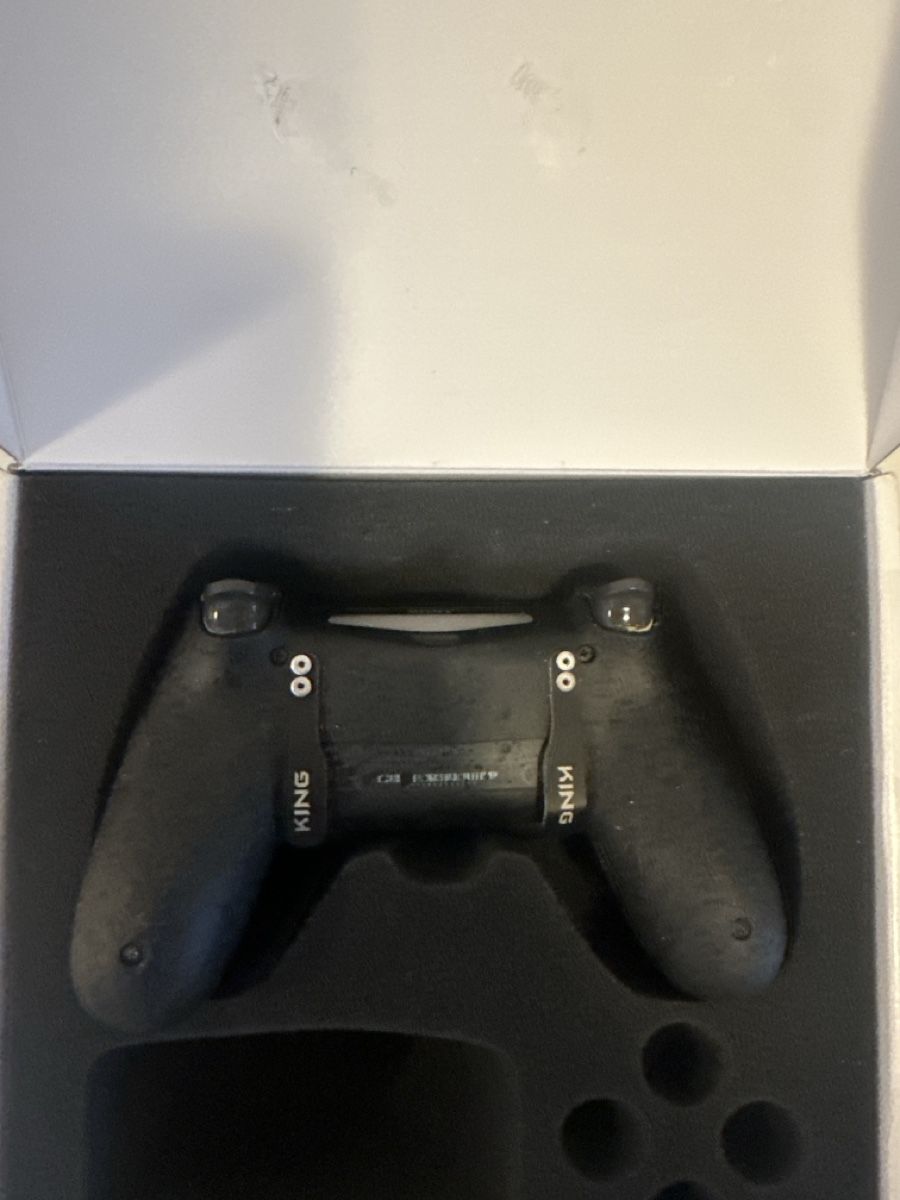 Sony Controller: King Controller PS4 – Usato da Brugg AG venduto da goj_85nt 1