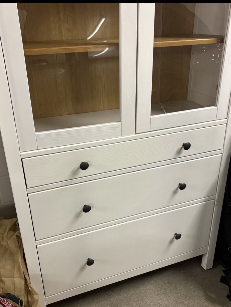 Vetrine: Ikea HEMNES Vitrine – Usato da Diessenhofen venduto da Ibrahim_dndr 4