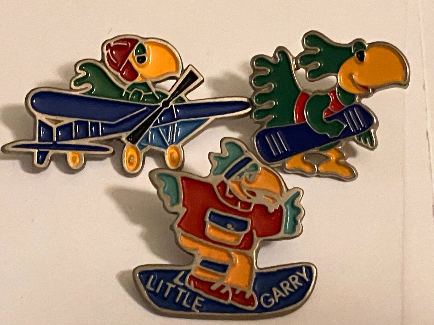 Placchette & Badge: 3 Pin Little Garry – Usato da Basel venduto da djwwpp