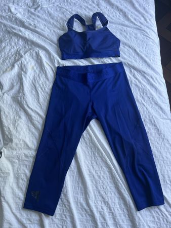 Adidas Sport leggings und BH  Set Blue Size M 2 Piece Set