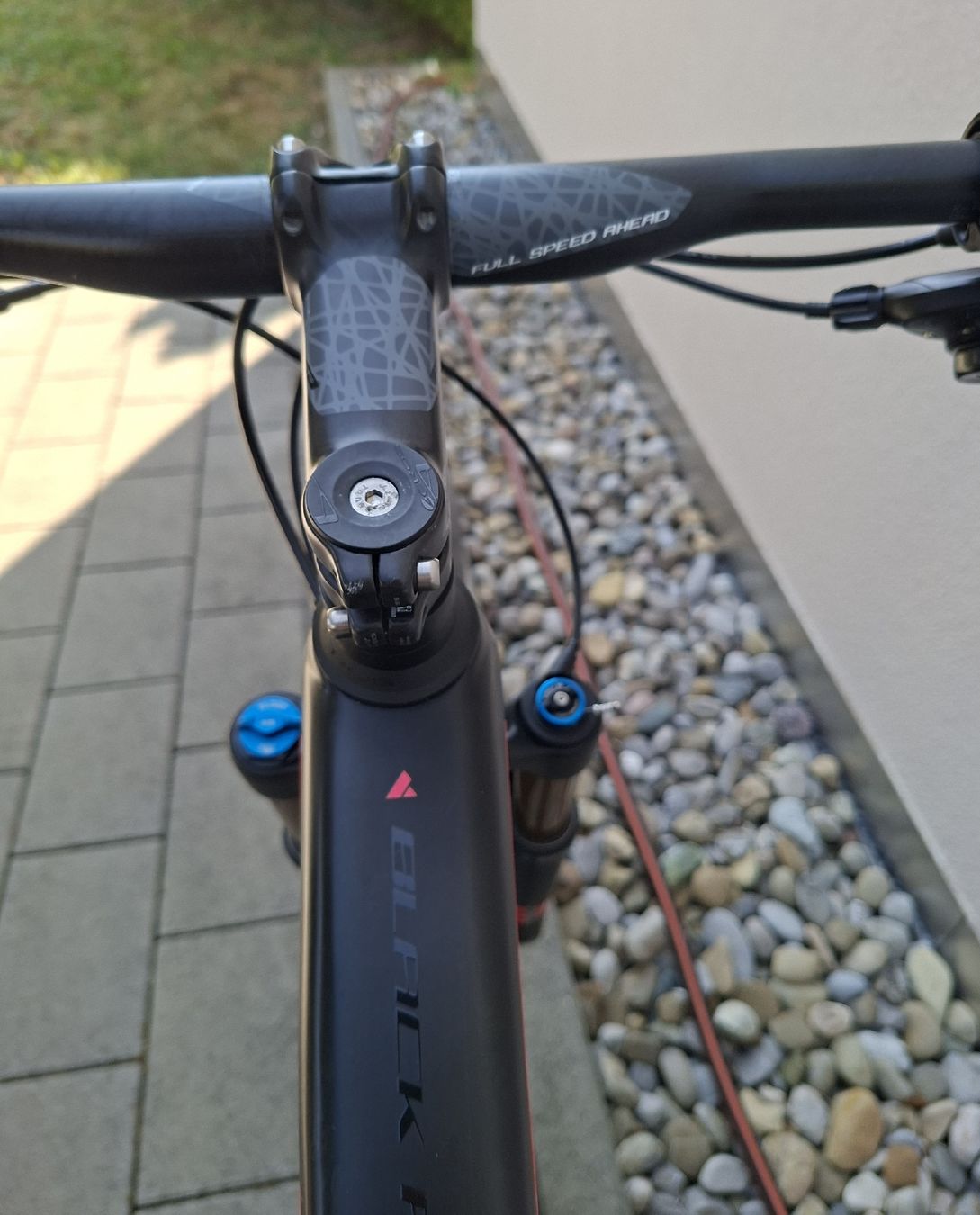 Bulls Biciclette: Bulls Black Adder SL29 Full Carbon – Usato da Luzern venduto da Bbig 3