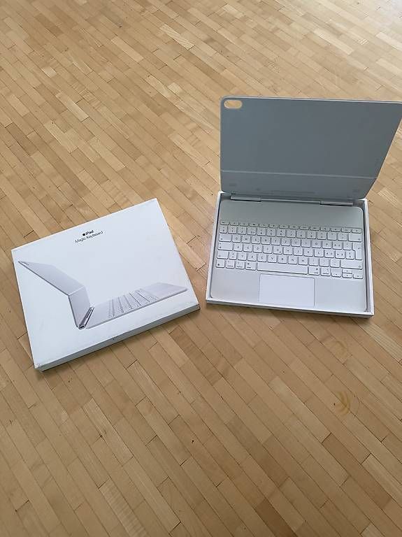 Claviers: original Apple iPad Magic Keyboard 13" Model A3340 – D'occasion à Scherzingen par polini42