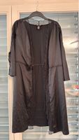 VS Eleganter Satin -Morgenmantel mit Spitze Gr. XS