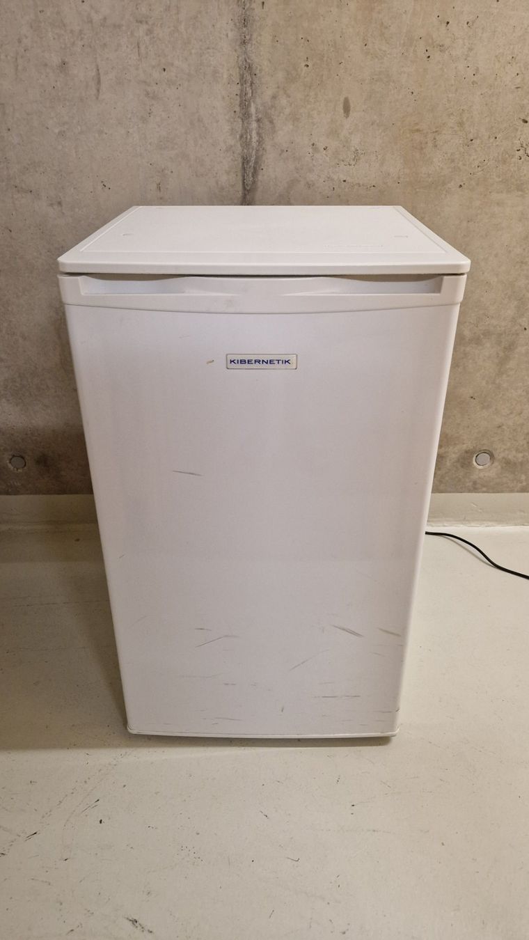 Kibernetik Congélateurs: Standalone freezer KIBERNETIK TK65L – D'occasion à Corseaux par md_clark