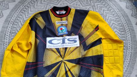 Maillot de foot Blackburn Rovers vintage Uhlsport!