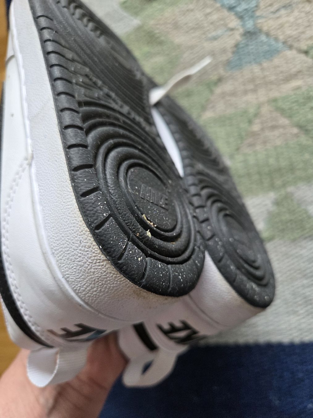 Nike Scarpe da uomo: Nike, Grösse 37.5, Top Zustand! – Usato da Ittigen venduto da vbe_qkc2 1