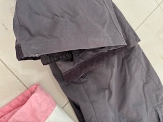 Completi & Tailleur: Combinaison de ski BelowZero / Skianzug Gr.M, Damen – Usato da Giubiasco venduto da baamboo 6