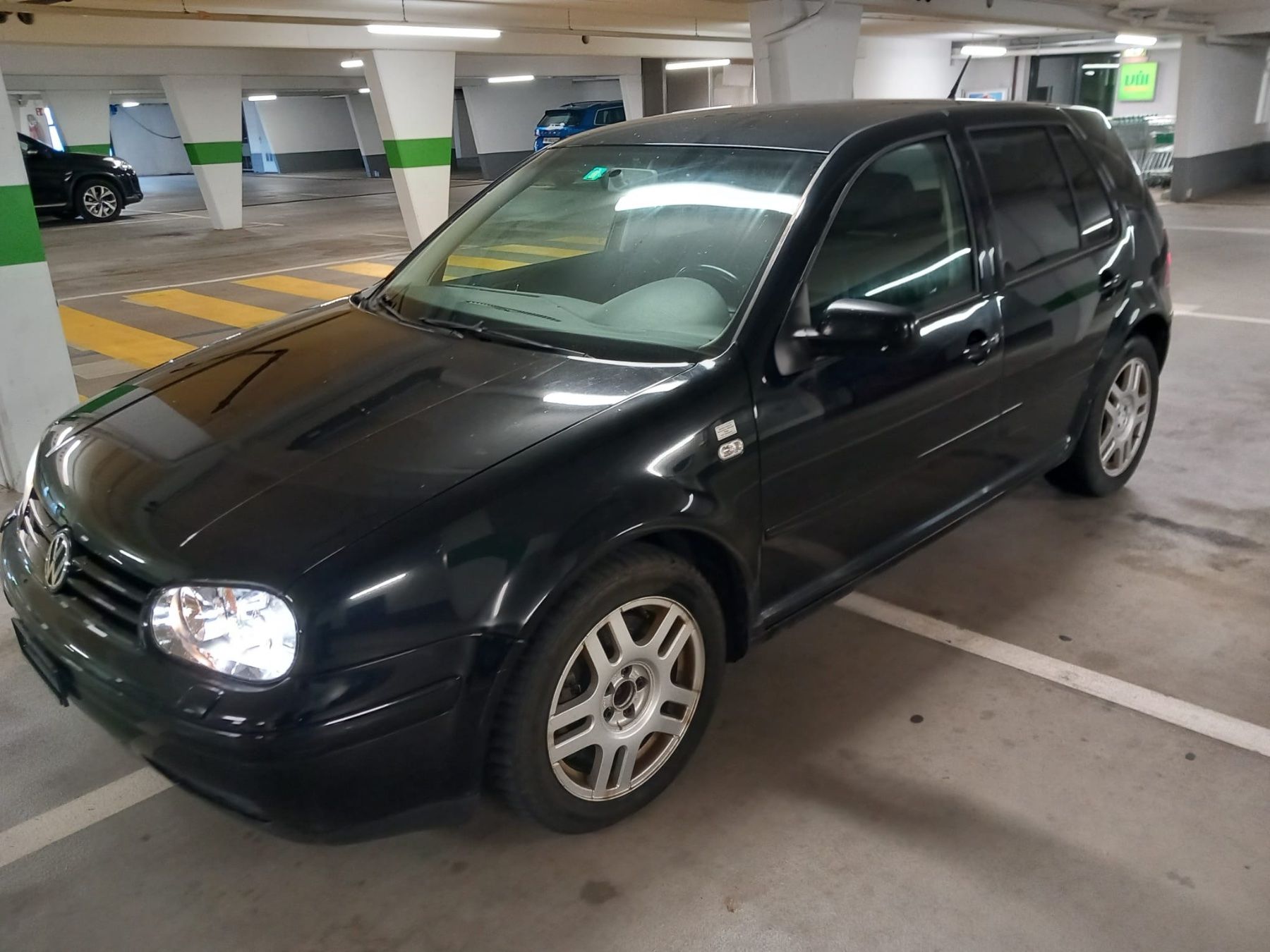 VW Automobili: VW Golf 4 2.3 V5 4motion – Usato da Steg VS venduto da Gooldy 1