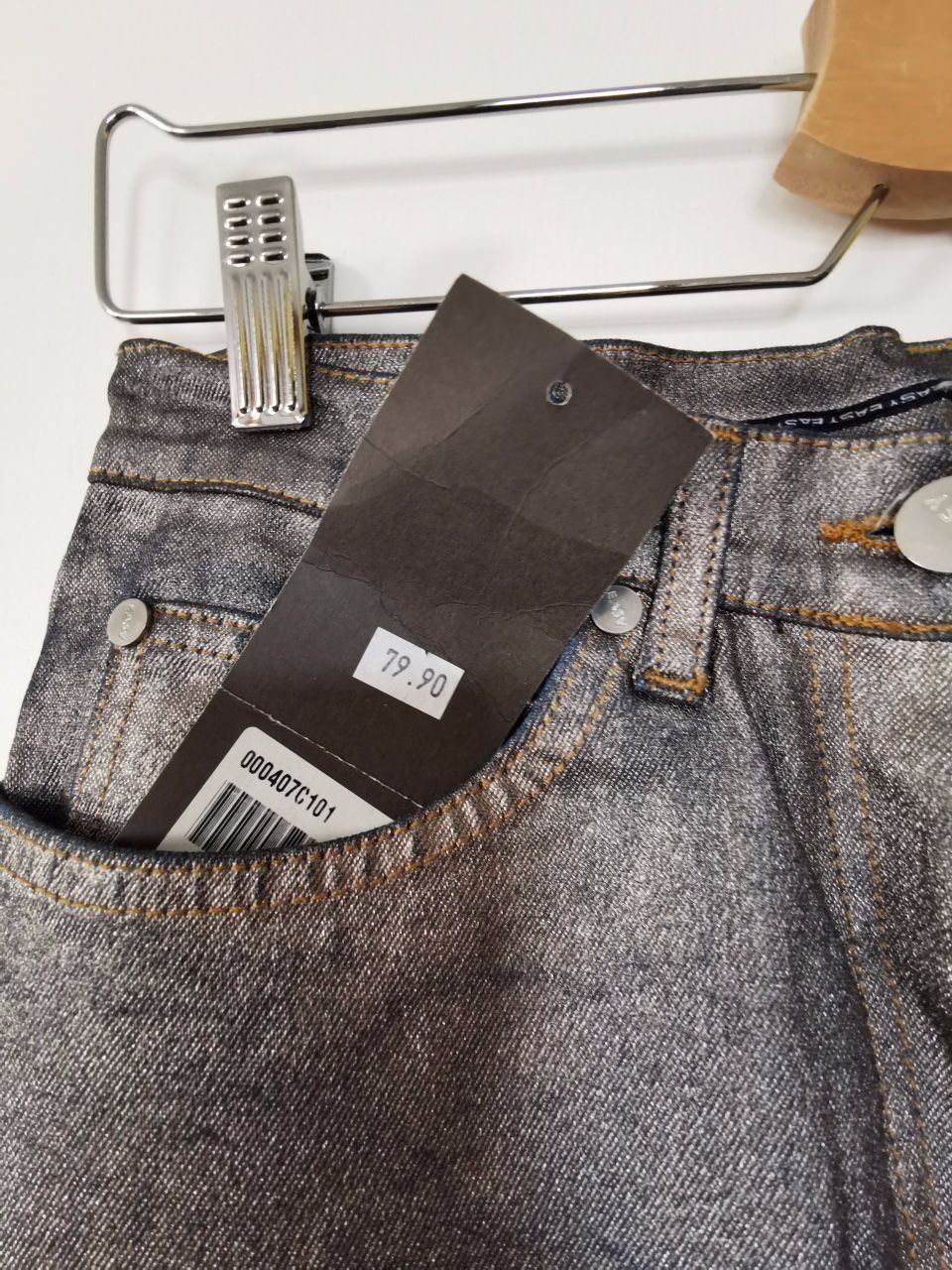 Jeans: Damen Jeans Hose silber Gr. 32 – Nuovo (secondo la descrizione) da Sirnach venduto da windrad65 1