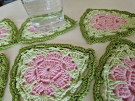 6 gehäkelte Untersetzer, Coaster Blume 'Spring' Handmade