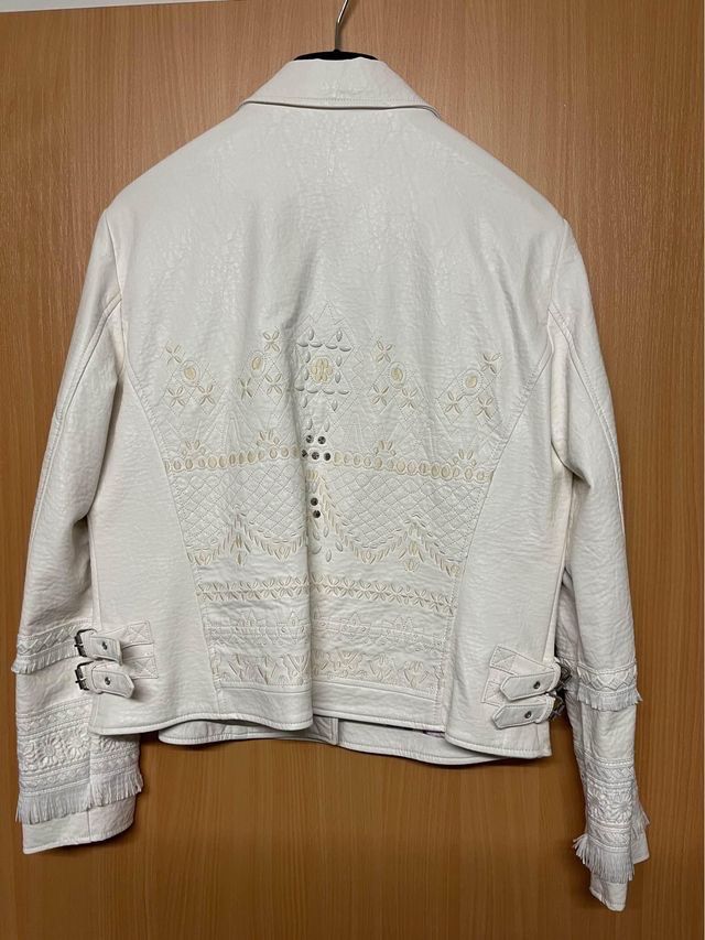 Desigual Giacche: Desigual Kunstlederjacke weiss Gr. 46 Boho – Usato da Spreitenbach venduto da Nucinul 2