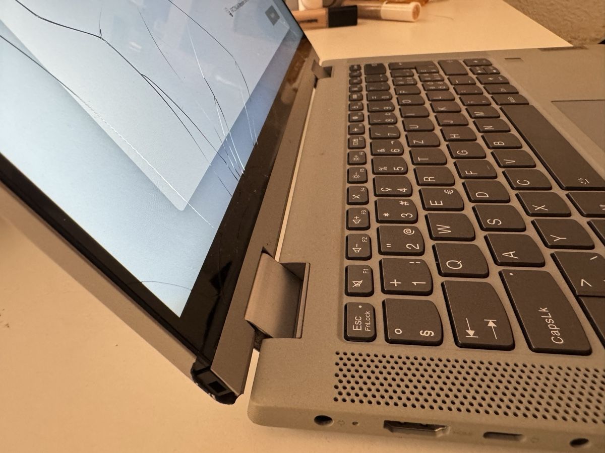 Lenovo Notebooks: Lenovo Notebook funktionstüchtig - Bastlergerät – Gebraucht aus Gossau SG von ile_h7mm 2