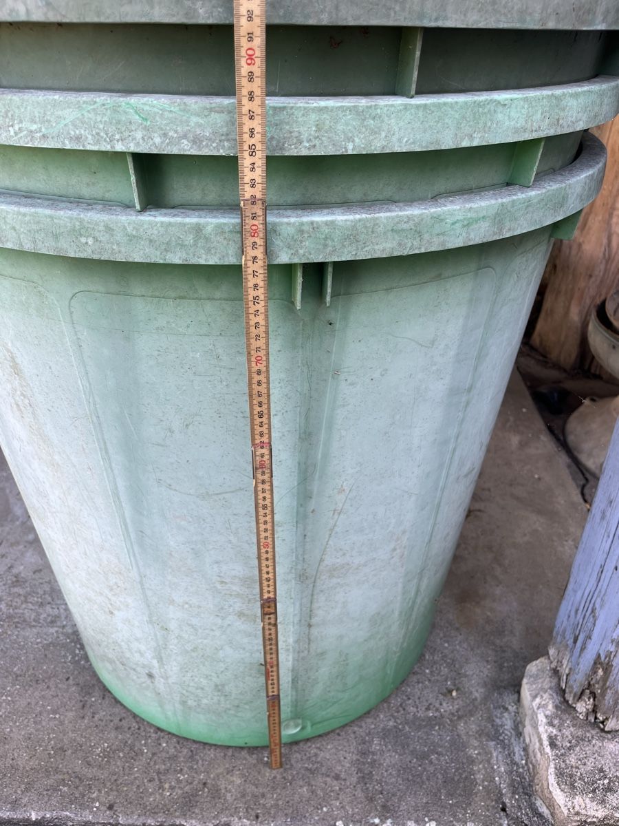 Coffres de rangement: Grosse Wassertonnen – D'occasion à Basel par hut_76rq 3