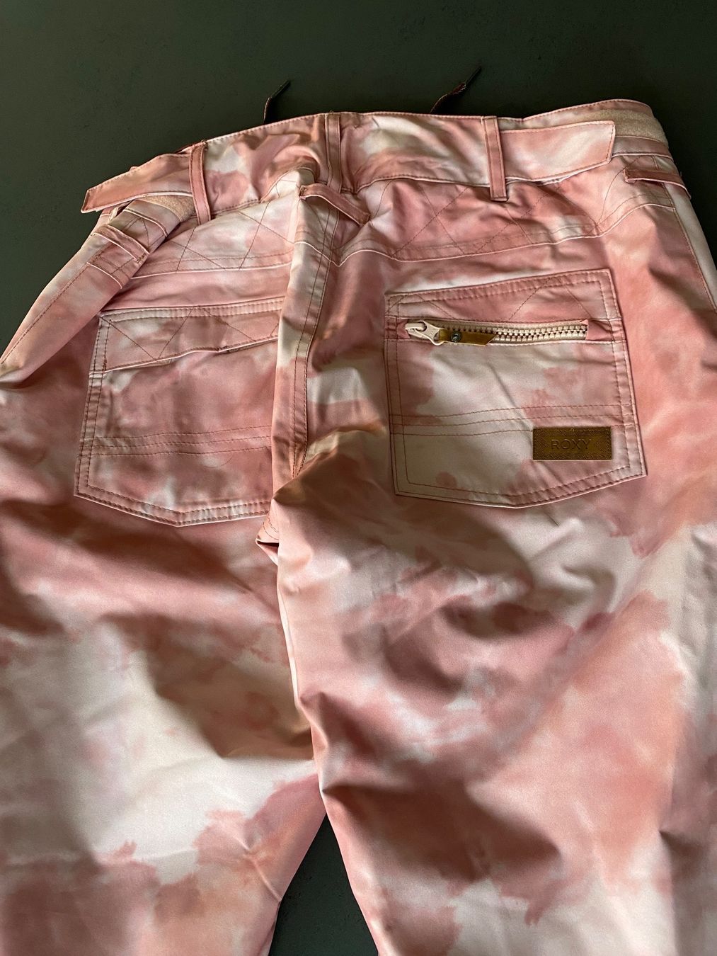 Roxy Pantaloni: Roxy Snowboard Hose – Usato da Frauenfeld venduto da Chgunti 3