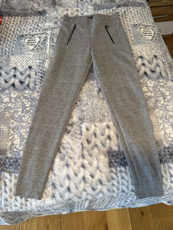 M&S Stoffhose kariert grau – Gr. 36 (EU)