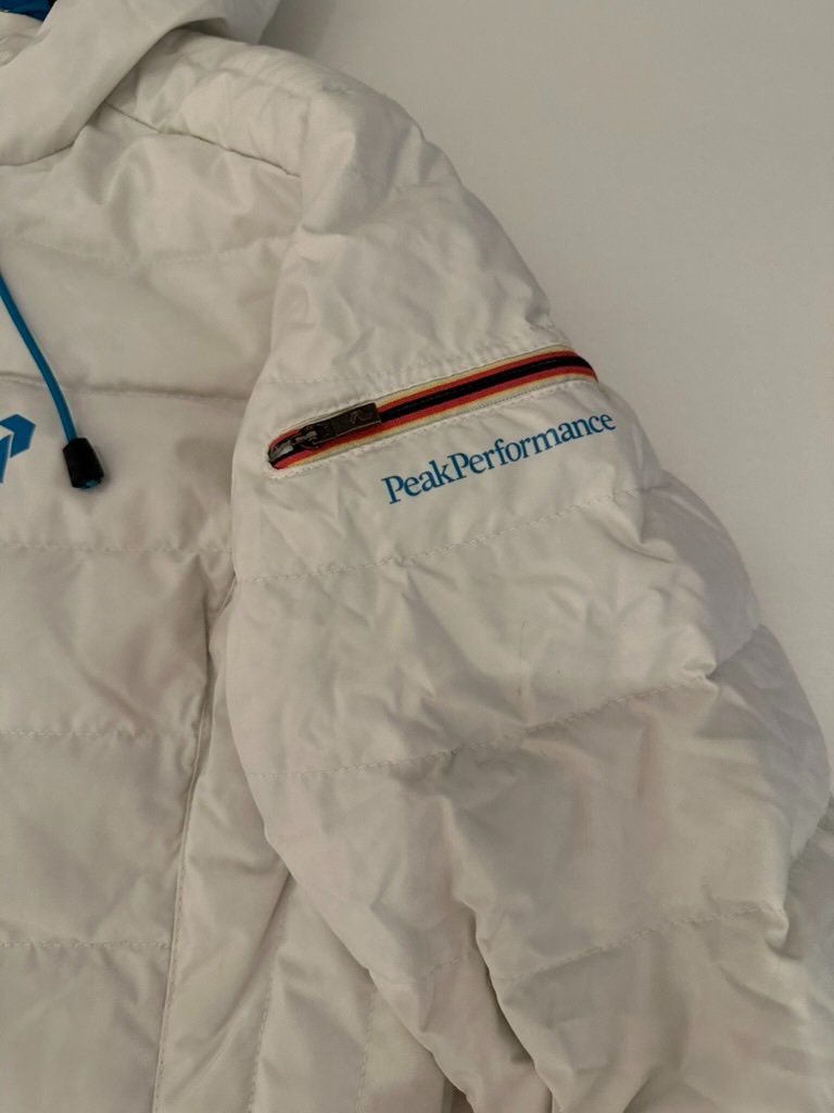 Peak Performance Cappotti: Peak Performance down coat – Usato da Dallenwil venduto da ZD2019 3