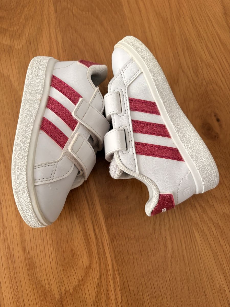Adidas Chaussures garçon: Scarpe Adidas – D'occasion à S. Antonino par FedeKikka88 1