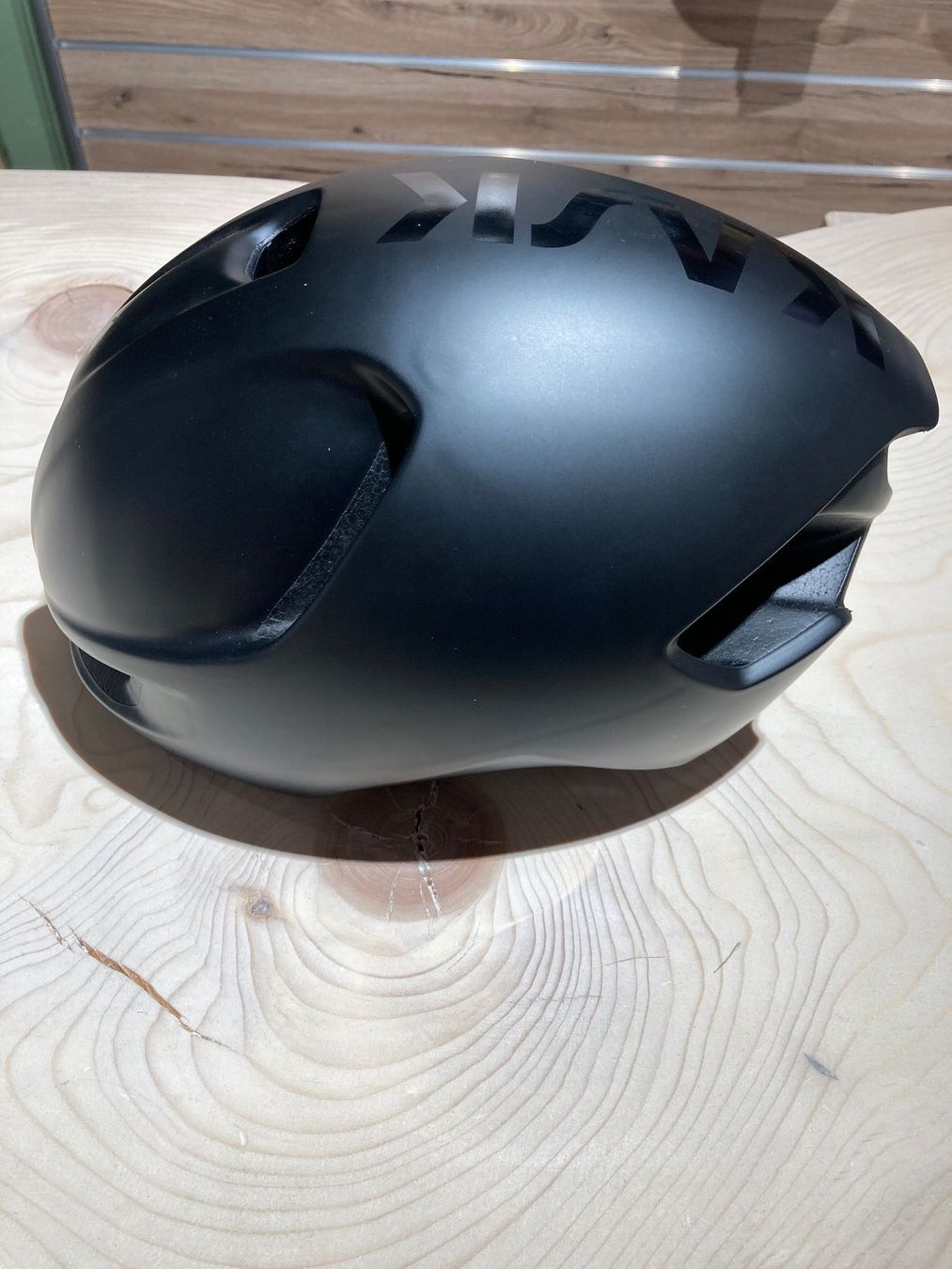Kask Helme: Kask Utopia Helm Black, Medium – Neu (gemäss Beschreibung) aus Lauterbrunnen von Imboden-Bike 1
