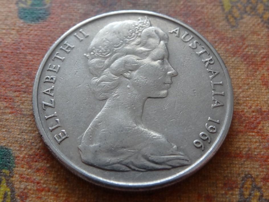 Tutti le monete: AUSTRALIA  20  Cents  1966 – Usato da Romanel-sur-Lausanne venduto da Swift13