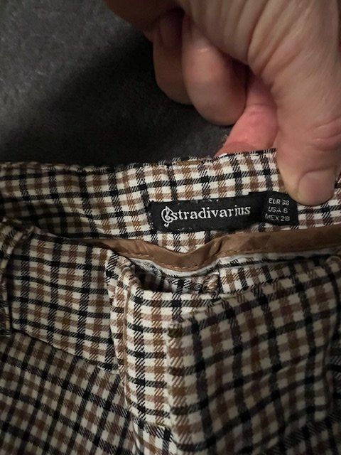 Pantaloni: Stradivarius Hose, Gr. 38, Karomuster – Usato da Gossau Sg venduto da olles 1
