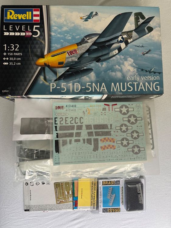 Revell 03944 Maquette Avion P-51D Mustang – Échelle 1/32, Niveau 5 Expert, 165 Pièces