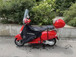 Piggio Vespa LX 125