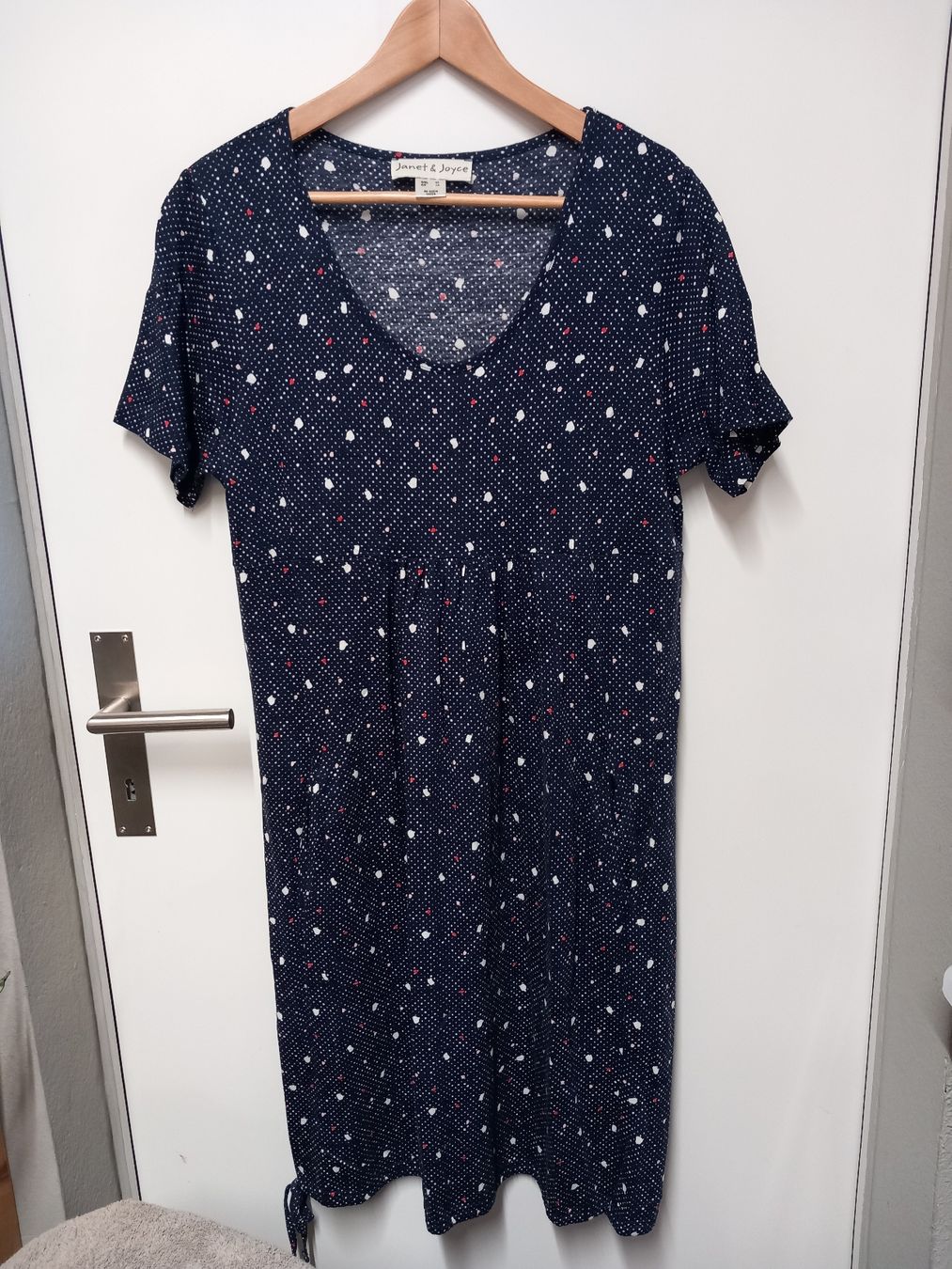 Vestiti: Janet & Joyce Süsses Jerseykleid Gr.42 marine – Usato da Gwatt (Thun) venduto da umwelt-brocki