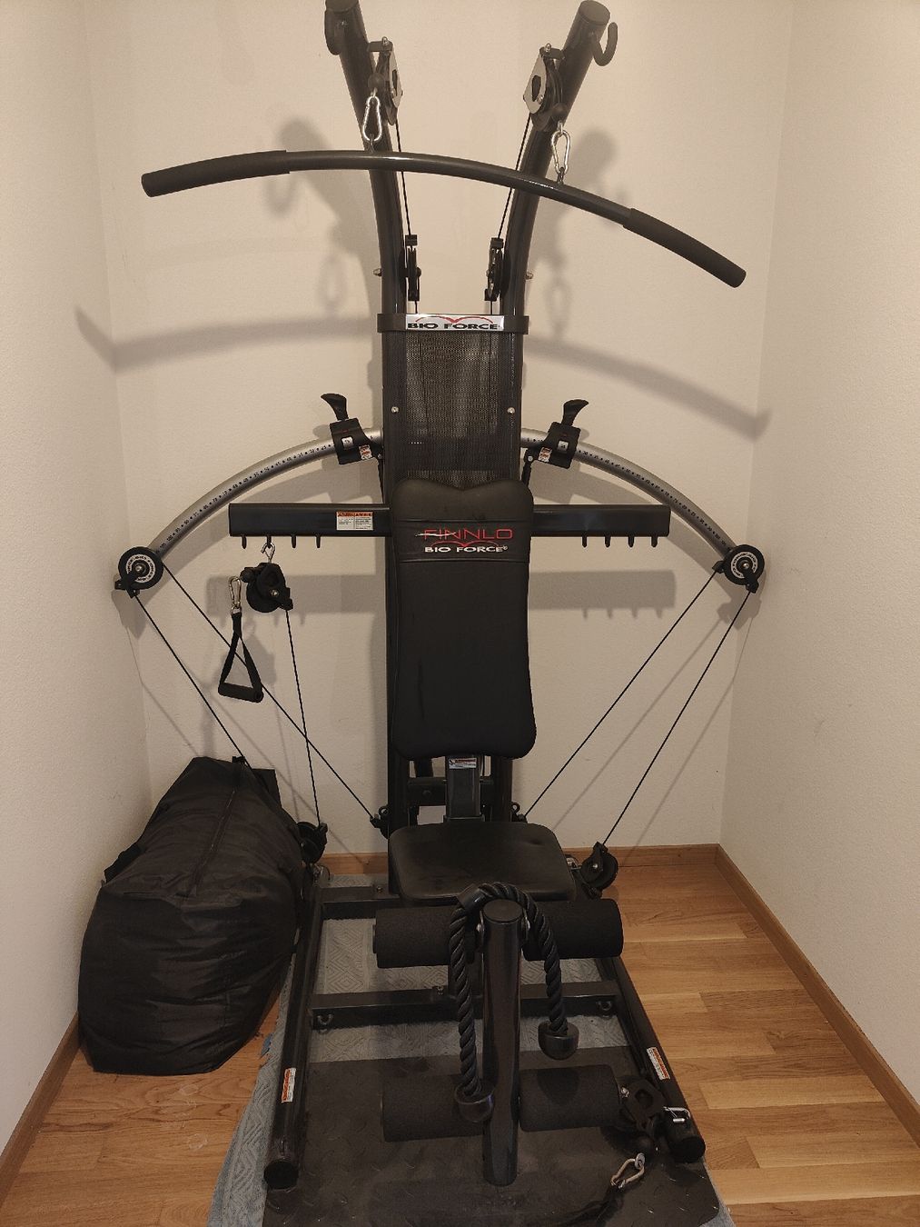 Finnlo Hometrainer: Bioforce Trainingsgerät Widerstand statt Gewichte einstellen – Nuovo (secondo la descrizione) da Oetwil a.d. Limmat venduto da SusanMit1N